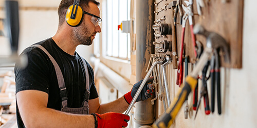 How this builder went out of business from one customer